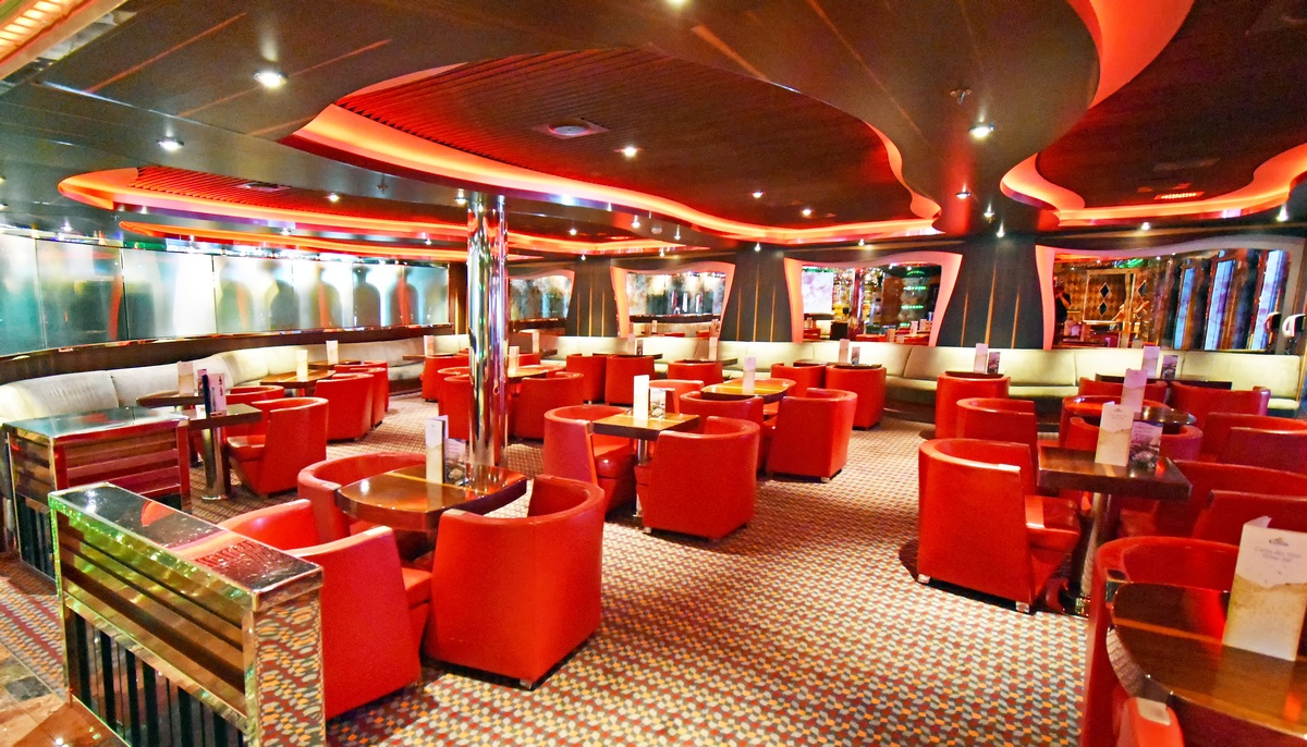 Costa Favolosa - Camelot Wine Bar