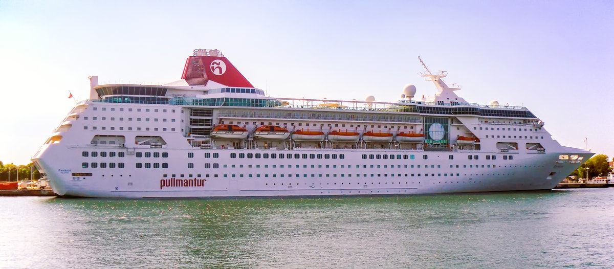 Kreuzfahrtschiff Empress von Pullmantur Cruises