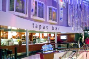 Tapas Bar auf der Color Fantasy von Color Line